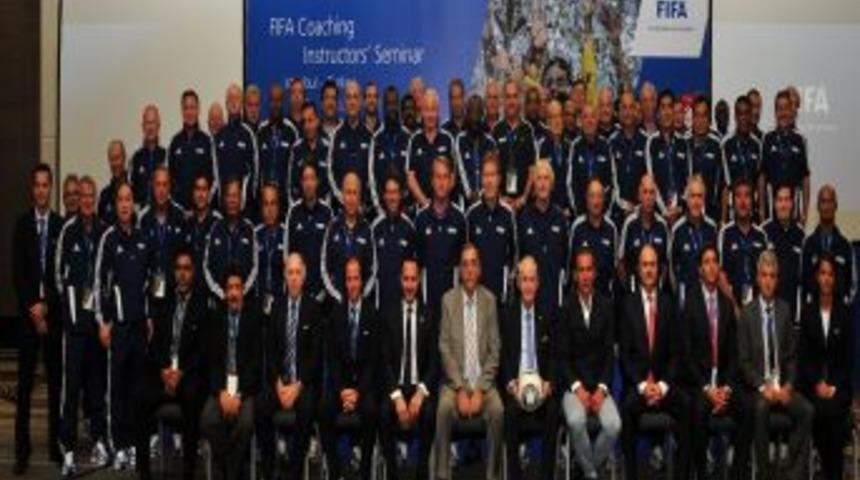 FIFA Antren&ouml;r Eğitmenleri Semineri Sona Erdi