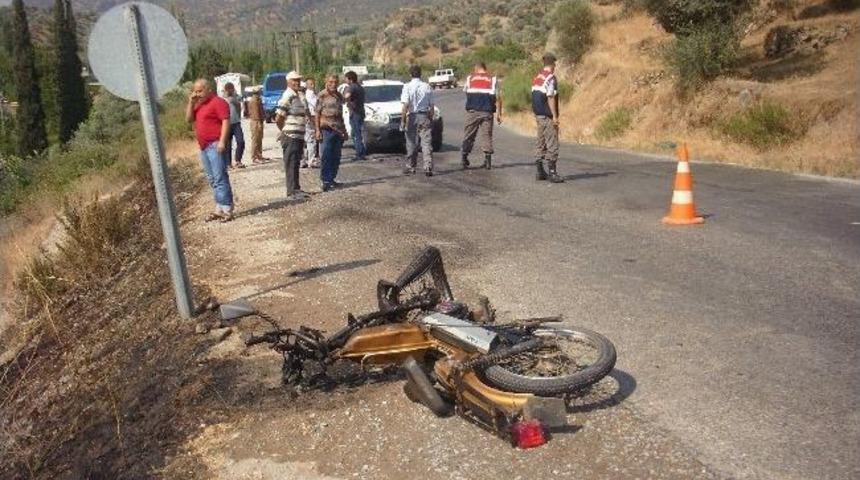 Otomobilin &Ccedil;arptığı Motosiklet S&uuml;r&uuml;c&uuml;s&uuml; Yandı