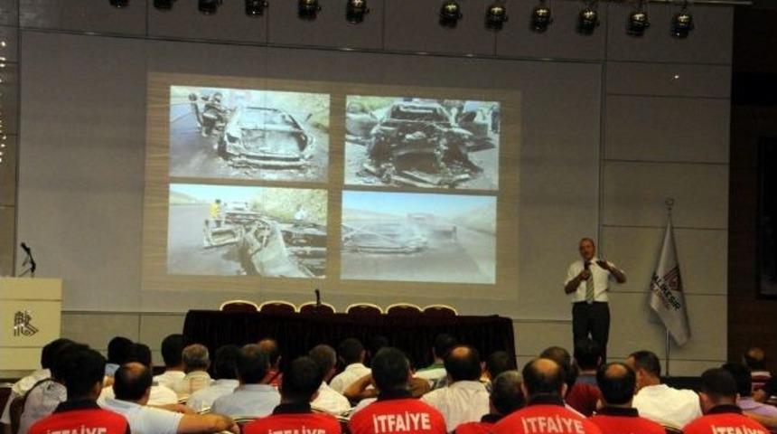 İtfaiyeciler, "olay Yeri İnceleme Tekniklerini" &Ouml;ğrendi