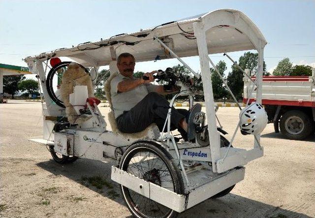 Fransa’dan Bolu’ya Güneş Enerjili Bisikletle Geldi