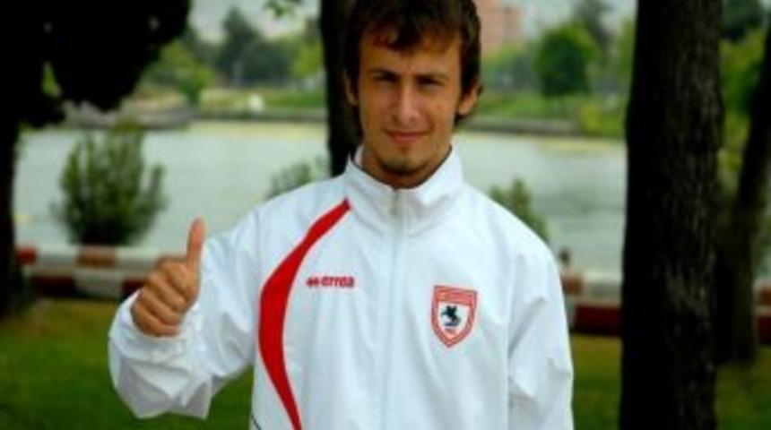 &Uuml;nyesporlu Samet'i Yeni Diyarbakırspor Kaptı