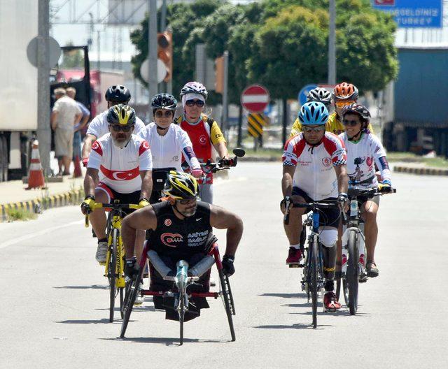 Engelli bisikletliler, farkındalık için Avrupa turuna çıktı