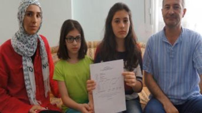 SBS'de Kopya &Ccedil;ektiği Iddia Edilen &Ccedil;ocuk, Yanlışlığın D&uuml;zeltilmesini Istiyor