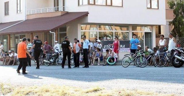 Tatil Beldesindeki Yangın Korkuttu 1