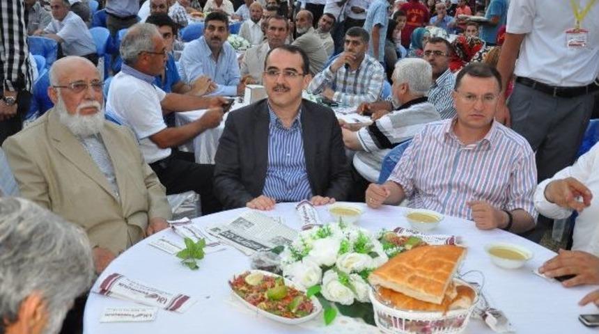 Adalet Bakanı Ergin, Hatay&rsquo;da &ldquo;g&ouml;n&uuml;l İftarı&rdquo;na Katıldı