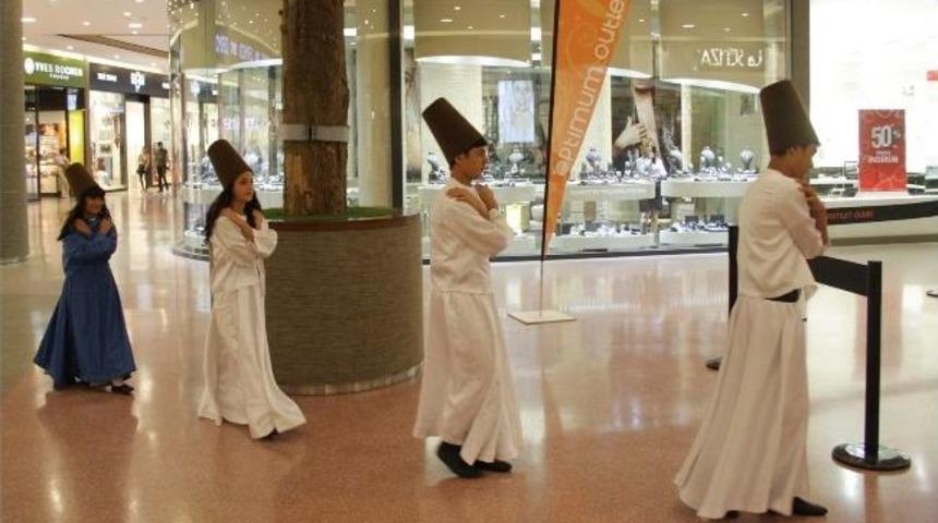 Küçük Semazenlerle "coşkulu" Ramazan