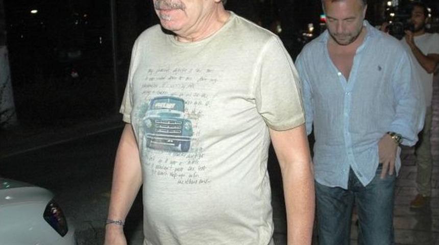 Oktay Kaynarca Ve Sel&ccedil;uk Y&ouml;ntem Bodrum Sokaklarında