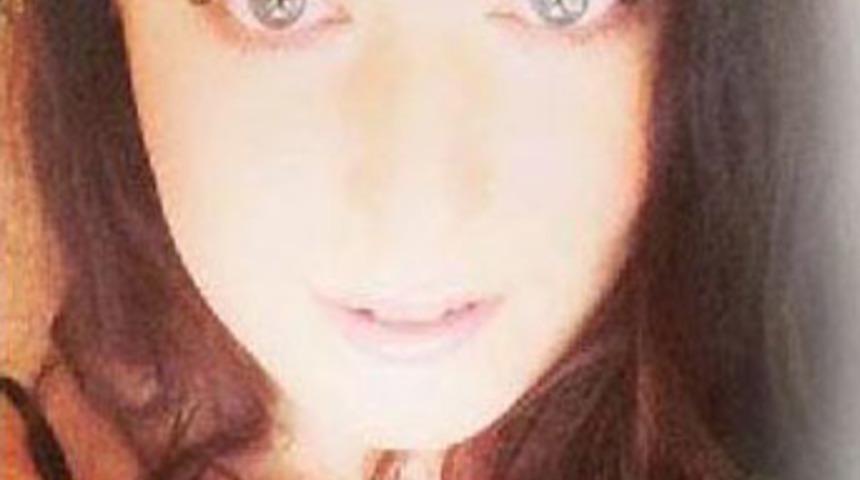 Kızını bulana &ouml;d&uuml;l verecek