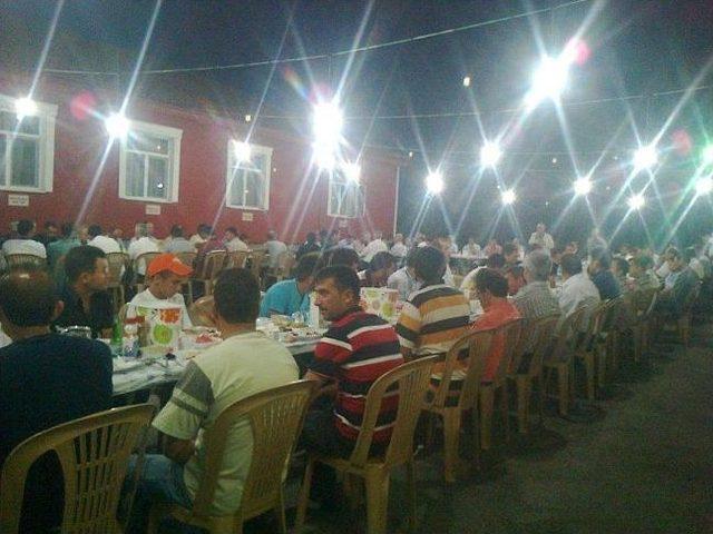 Yeni &Ccedil;eltek Sorgun K&ouml;m&uuml;r İşletmesinden İş&ccedil;ilere İftar Yemeği 1