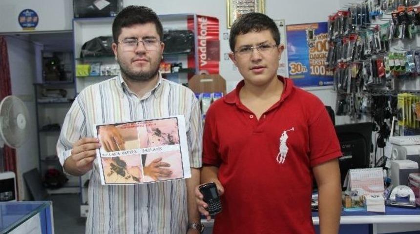 (&ouml;zelhaber) Cep Telefonu Bataryası Bomba Gibi Patladı