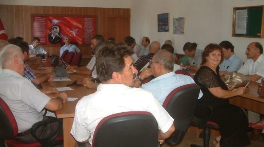 Milli Eğitim M&uuml;d&uuml;r&uuml;n&uuml;n Veda Toplantısı