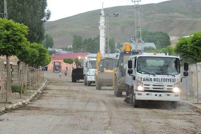 Başkan Seferoğulları Halkın Takdirini Topluyor