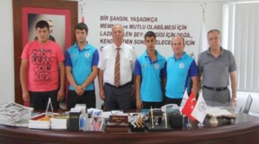 Burhaniyeli G&uuml;reş&ccedil;ilere Başkan Teşekk&uuml;r&uuml;