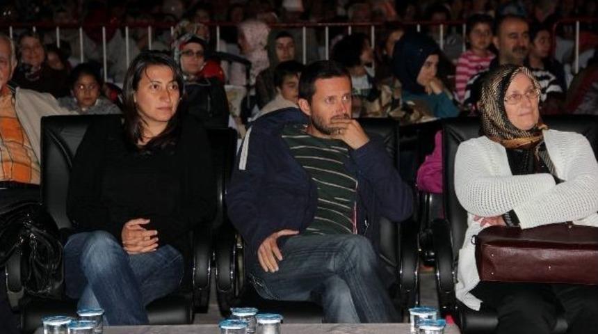 Buruciye Yaz Akşamları &Ccedil;iğdem Elmas Konseri