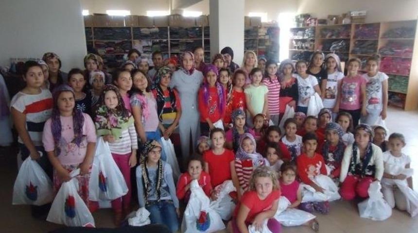 Burhaniye&rsquo;de İhtiya&ccedil; Sahibi &Ccedil;ocuklar Sevindirildi