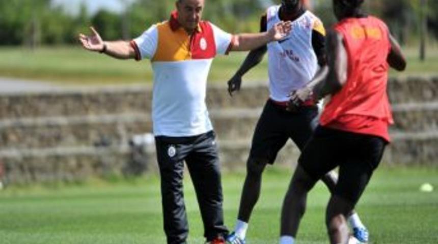 Galatasaray'da Hazırlıklar S&uuml;r&uuml;yor