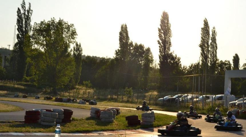 BUGİAD Sekt&ouml;rler Arası Karting Turnuvasında Şampiyon Bilişim