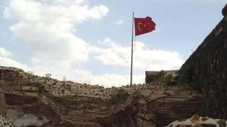Tabyalarda Sanatsal Ve K&uuml;lt&uuml;rel Etkinlikler Yapılmalı