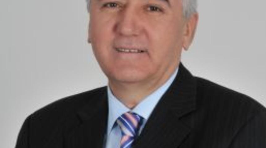 &Ouml;zhan: &Ccedil;elik Iş&ccedil;isi Emsallerinin &Uuml;zerinde &Uuml;cret Alıyor