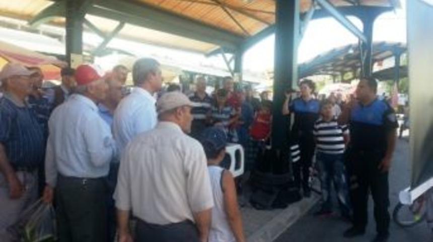 Balıkesir Polisi Semt Pazarlarında Vatandaşı Bilgilendiriyor