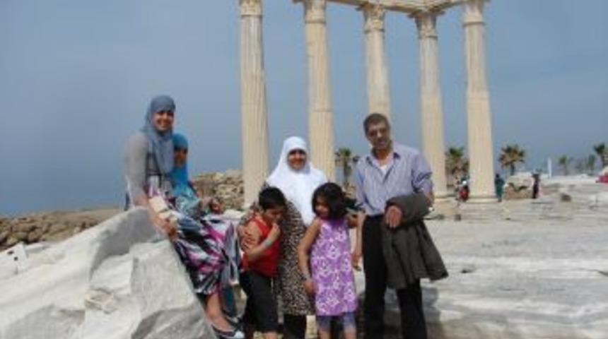 Avrupalı M&uuml;sl&uuml;man Turistler, Ramazan'da Tatillerini Apart Otellerde Yapıyor