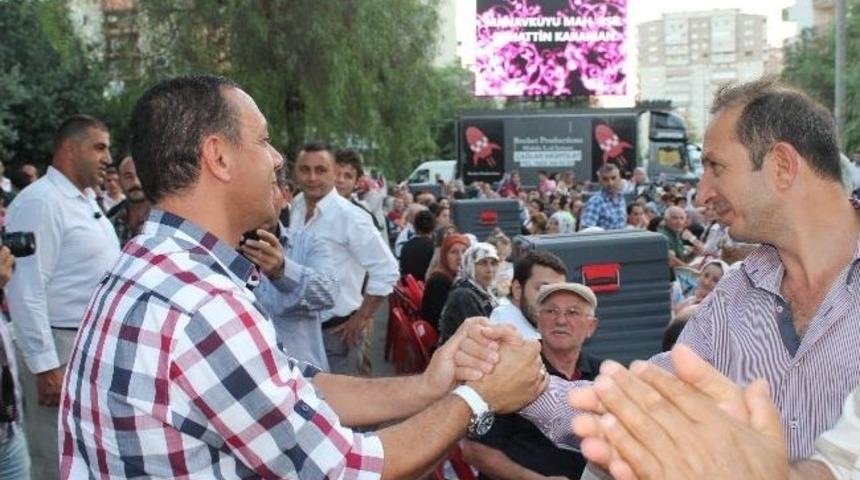 Ak Parti Bayraklı'dan Sokak İftarları