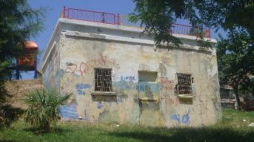 Bilecik'te Su Depolarının Duvarları Yazı Tahtasına D&ouml;nd&uuml;