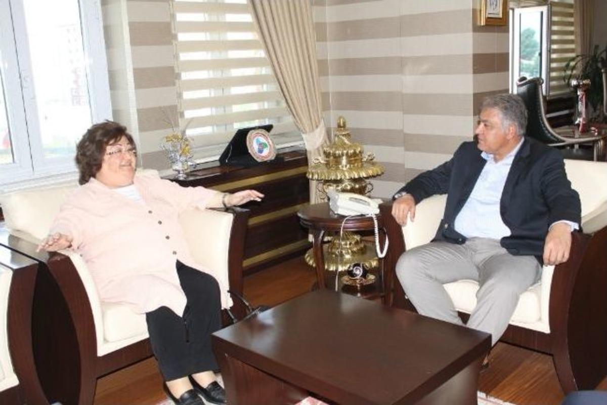 Başkan Akşit Vali Tekinarslan&rsquo;ı Ziyaret Etti