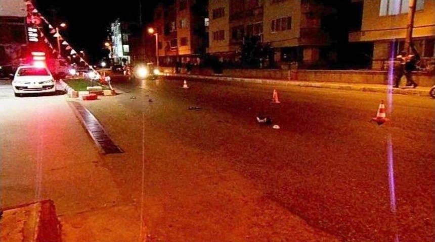 Ayvalık'ta Kaza: 1 &Ouml;l&uuml;, 1 Yaralı