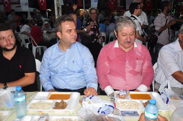 Akaydın'dan Alanya CHP Teşkilatına Iftar