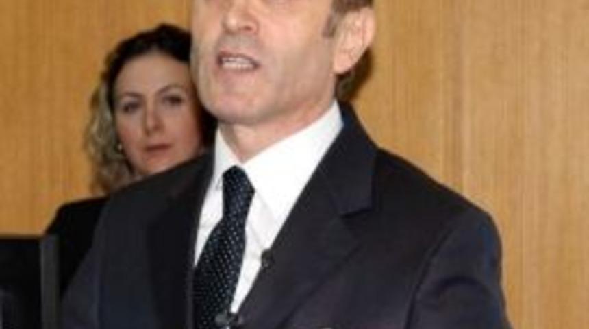 Hastaları Tedavi Ederken Hastalığa Yakalanma Riski İle Karşı Karşıyalar