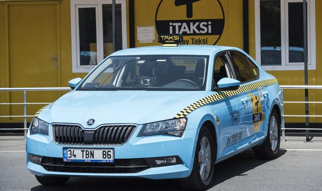 Turkuaz, siyah... İşte İstanbul'un yeni taksileri