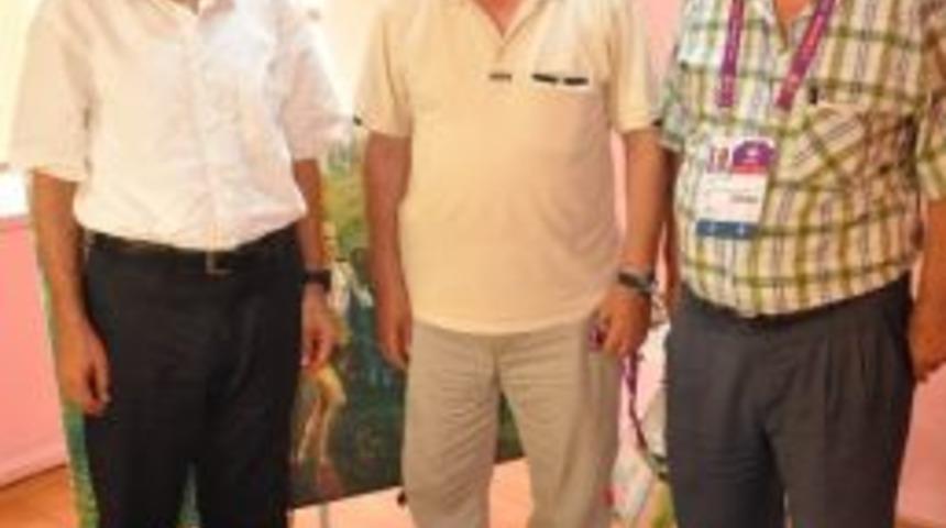 Milli Ve Rekortmen Atlet İsmail Ak&ccedil;ay Hadi&rsquo;yi Ziyaret Etti