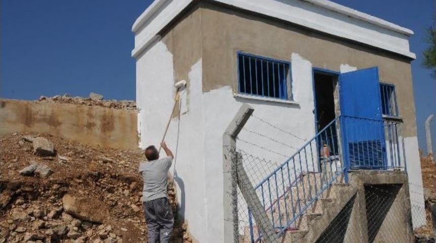 Menemen'de Sıra Su Depolarına Geldi