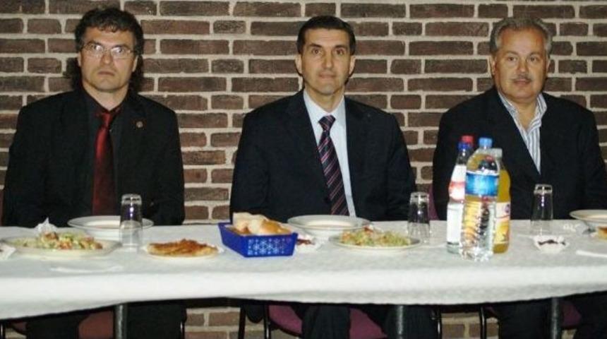 Almanya'daki Bartınlılar, İftar Yemeğinde Buluştu