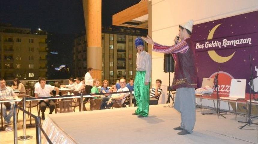 Orta Oyunu İle "zaman T&uuml;neli"nde Yolculuk