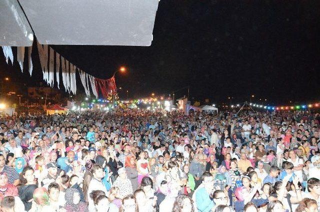 D&uuml;zce&rsquo;de Ramazan Sokağı Coştu 2