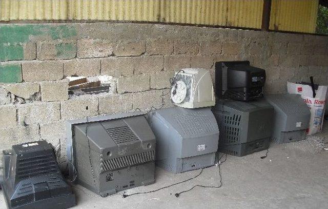 Elektronik Atıklar Doğaya Kazandırılıyor 1