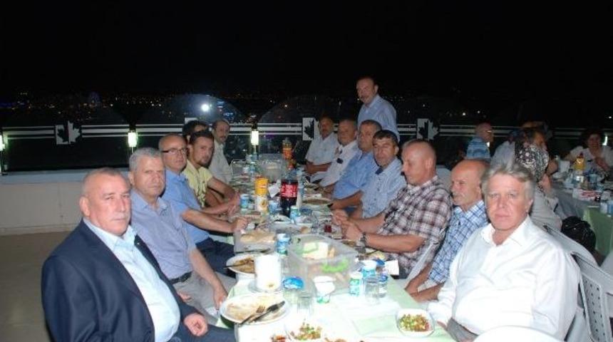 Muhtarlar İftarda Buluştu