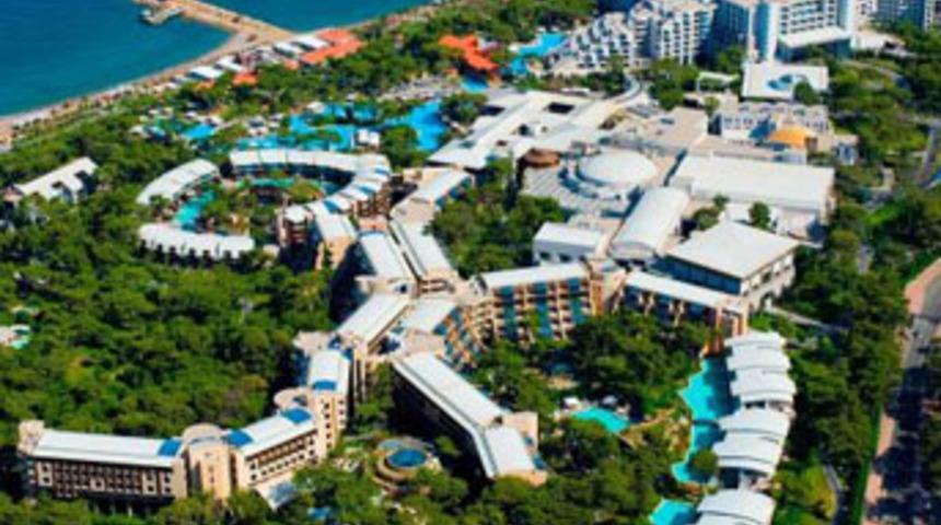 Krallar gibi tatil