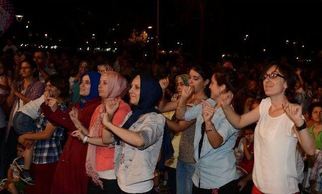 Orhan Hakalmaz İle Türkü Ziyafeti 1