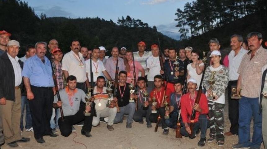 D&ouml;şemealtı&rsquo;lı Atıcılar Madalya İle D&ouml;nd&uuml;