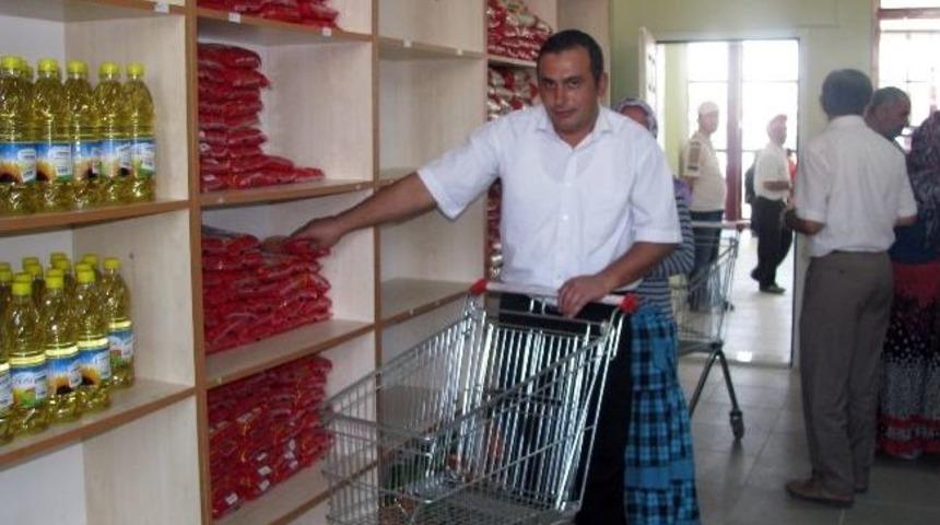 Sorgun Dost G&ouml;n&uuml;ller Derneği Ramazan Ayında 600 Aile Gıda Yardımı Yapacak