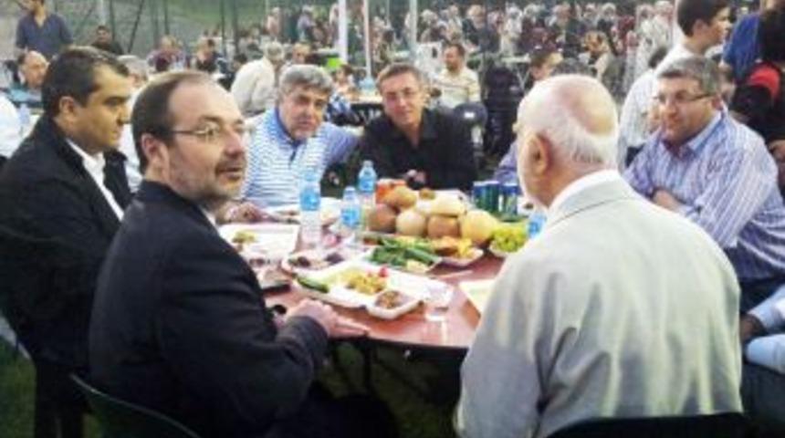 Diyanet İşleri Başkanı G&ouml;rmez, Pursaklar'da Halk Iftarında