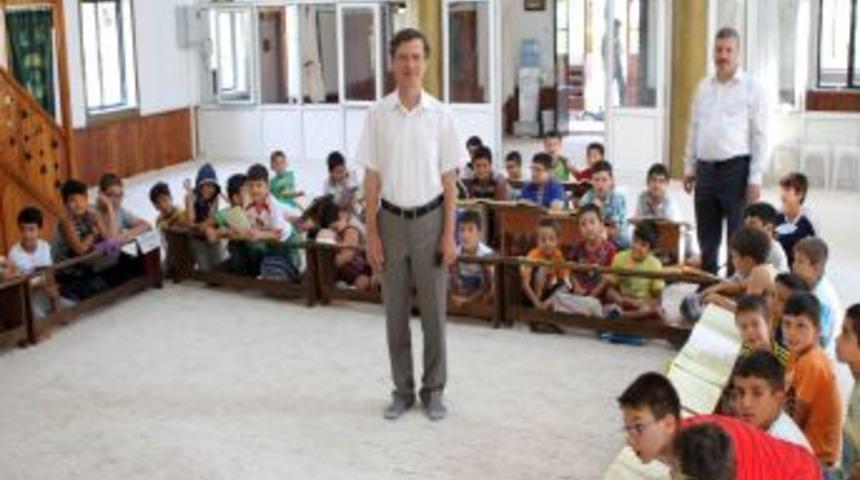 Camiler &Ccedil;ocuklarla Şenlendi