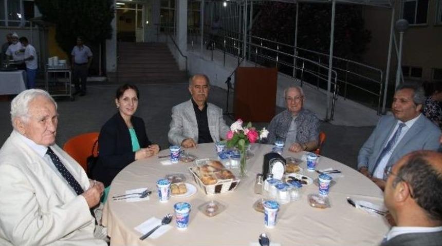 Vali Harput İftarını Huzurevi Sakinleriyle A&ccedil;tı