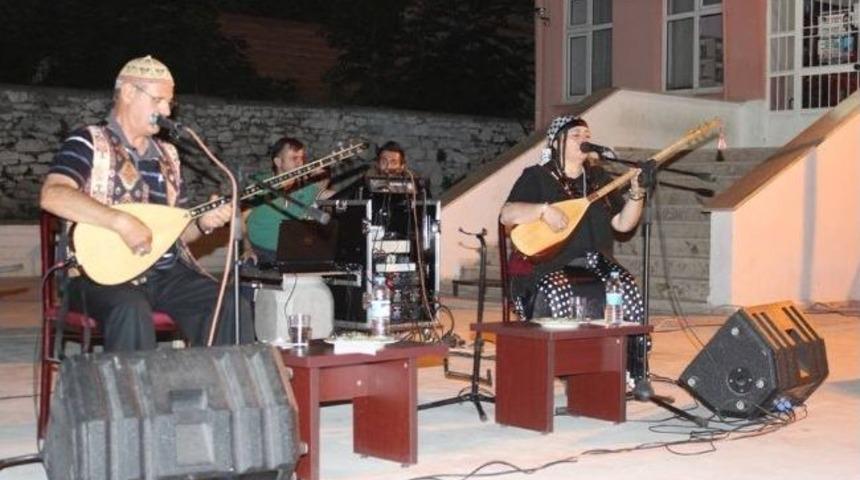 Honaz&rsquo;da Aşıklar Atıştı