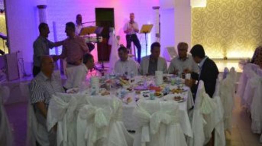 Belediye Personeline İftar