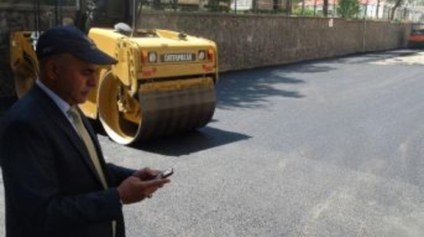 Ali Korkut, &Ccedil;alışmaları Twitter İle Duyuruyor