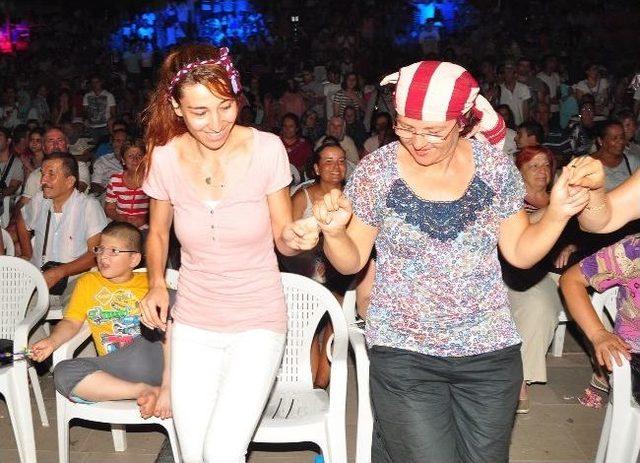 Trabzonlular Antalya&rsquo;da Coştu 1